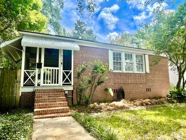 Building Photo - 615 Gunter St