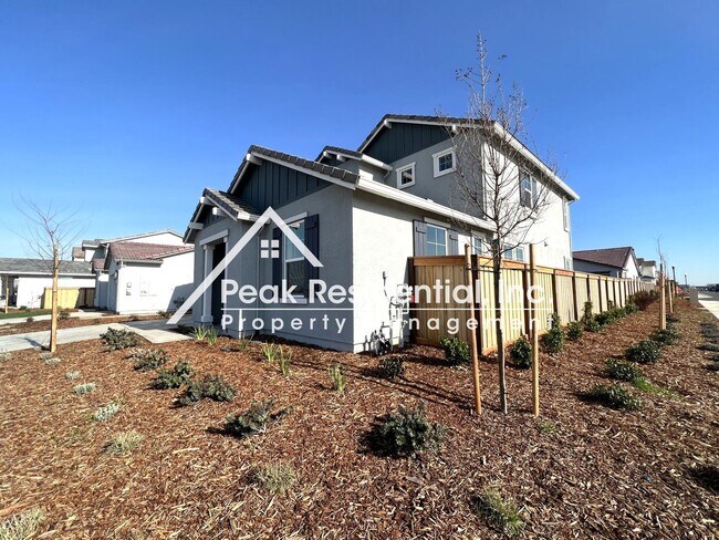 Foto del edificio - 4 br, 3 bath House - 10217 Zane Wy
