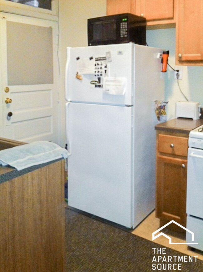 Foto del edificio - 2206 W Foster Ave