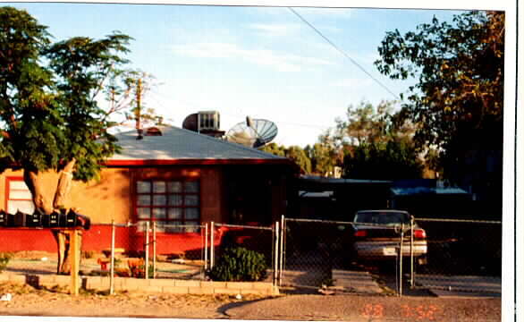 Primary Photo - 1475 Santa Fe Dr