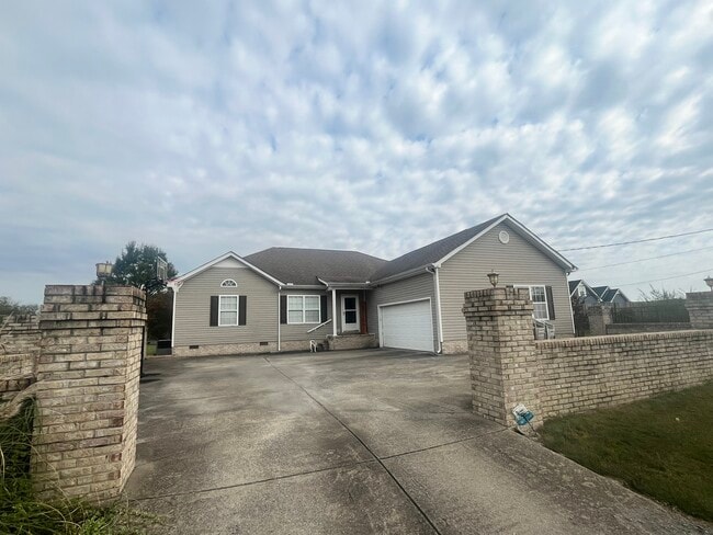 Photo - 476 Bill Russell Rd House