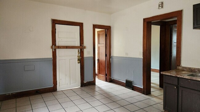 Foto del edificio - 3335-3337 N 25th St. (Duplex)