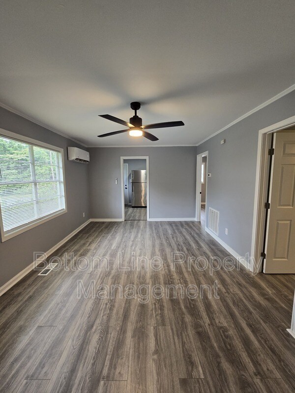 Foto del edificio - 2907 Skyline Rd