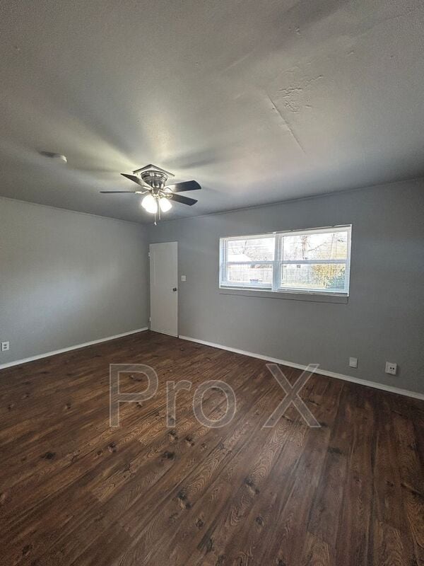 Building Photo - 400 Dyer St