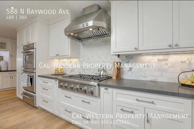 Foto del edificio - Coming Soon...Gorgeous High End 4 bed/2.5 ...