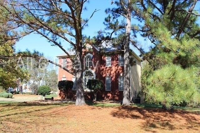 Building Photo - 105 Hillcrest Ave