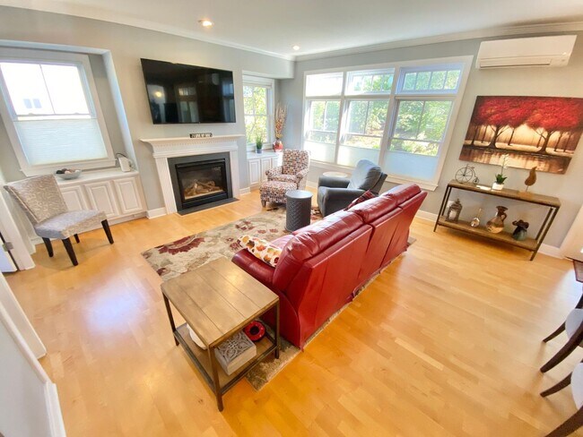 Foto del edificio - 3 Bedroom Home South Burlington Available ...