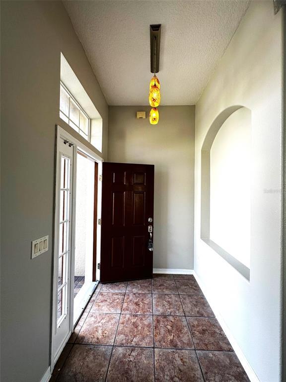 Foto del edificio - 324 Cortona Dr