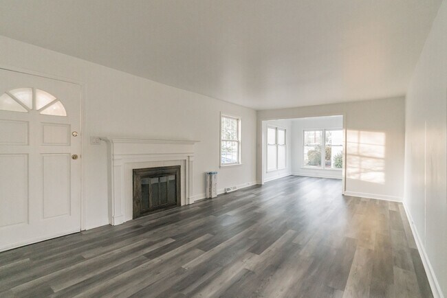 Foto del edificio - 4/ 1.5 Just minutes from Wake Forest Unive...