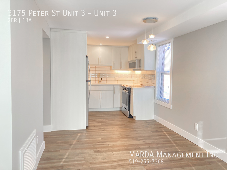 Primary Photo - STUNNING RENOVATED 2-BEDROOM/1-BATH UPPER ...