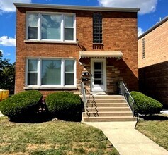 Building Photo - 5658 S Kolin Ave