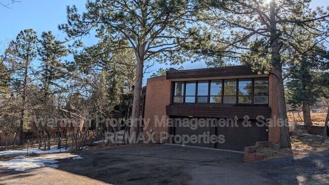 Foto del edificio - 15 Upland Rd
