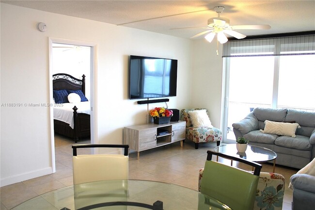 Photo - 3020 Marcos Dr Apartment