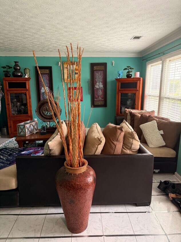 Foto principal - 1205 Carlysle Park Dr NW