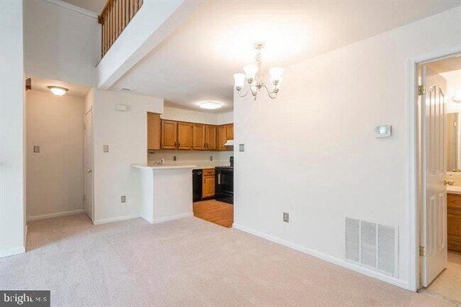 Building Photo - 804 Foxmeadow Dr