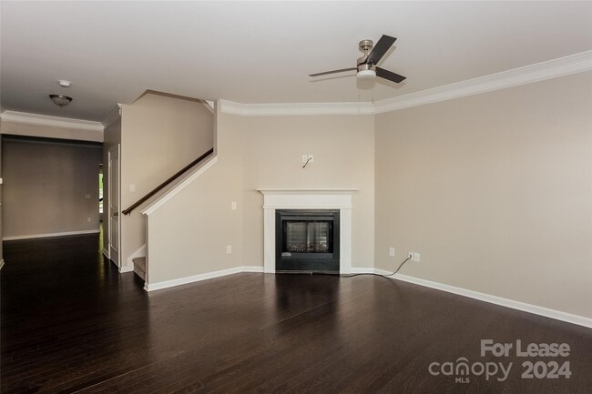 Foto del edificio - 288 Harrison Ln