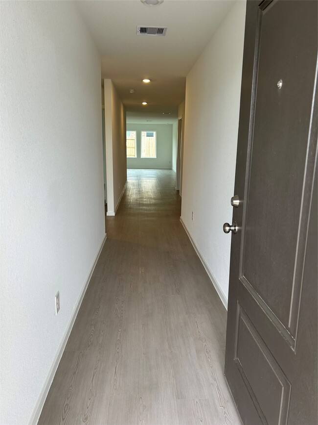 Building Photo - 26838 Rosebay Wds Dr