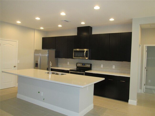 Foto del edificio - 7252 Backwoods Trail