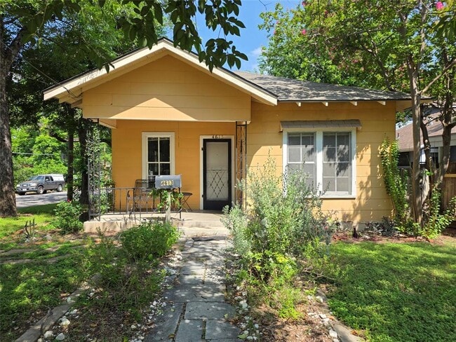 Building Photo - 4613 Avenue G
