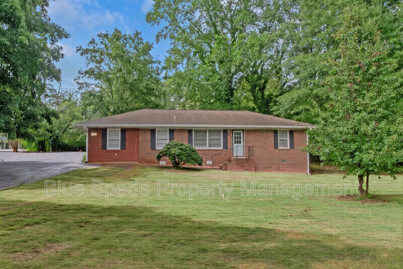 Primary Photo - 1862 Posten Ln SW
