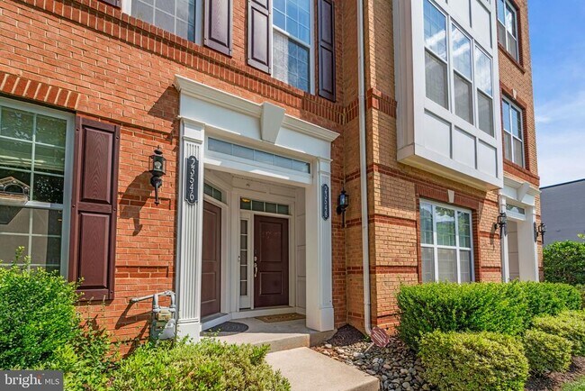 Foto del edificio - 23548 Belvoir Woods Terrace