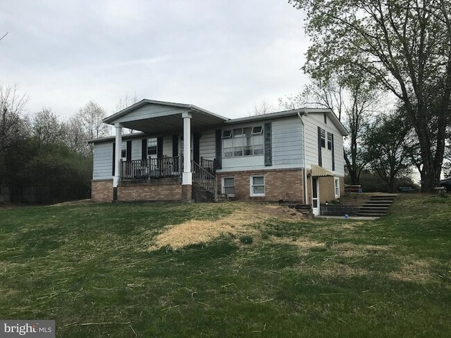 Building Photo - 3218 Fennel Rd