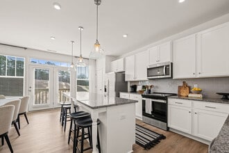 Building Photo - Affinity at Oak Hills