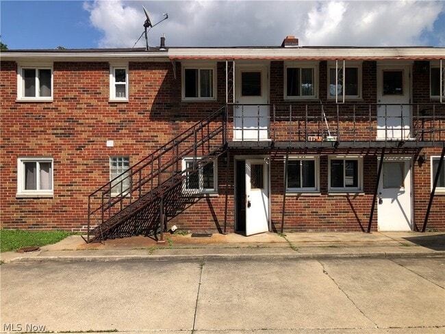 Building Photo - 2940 6th St