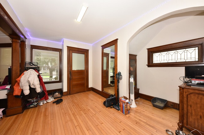 Entrance View 2 - 2855 N Murray Ave