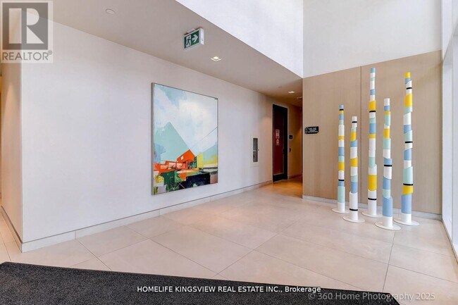 Building Photo - 36 Zorra St