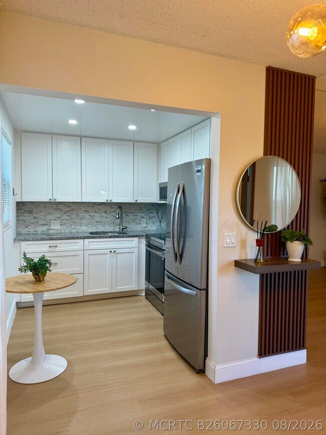 Foto del edificio - 9774 Glades Rd