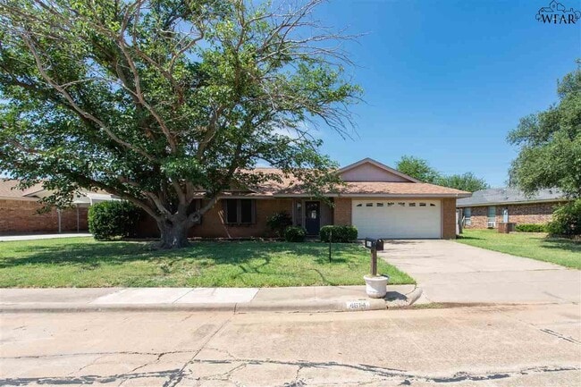 Building Photo - 4614 Spring Shadow Dr