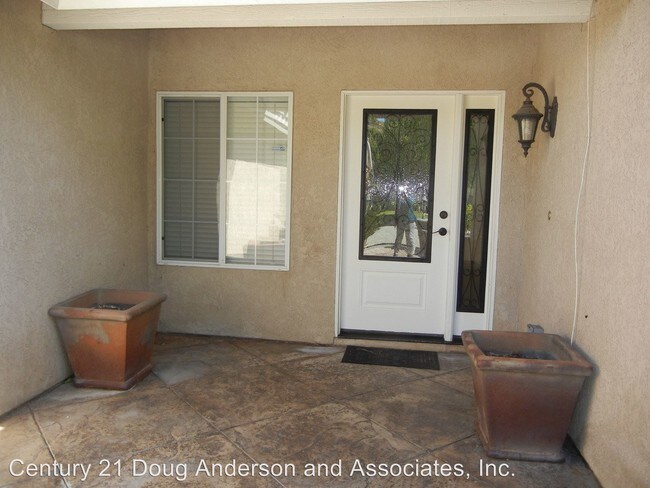 Building Photo - 4149 Portola Dr