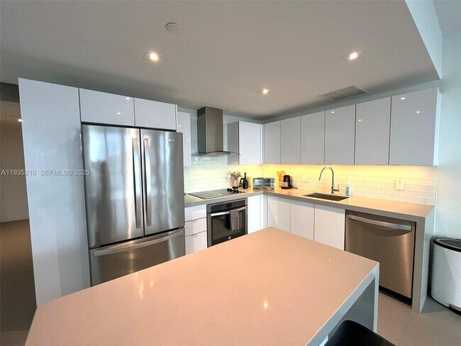 Foto del edificio - 1600 NE 1st Ave