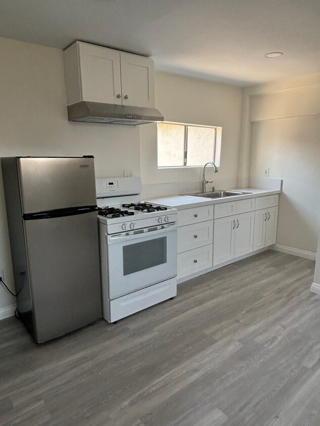 Appliances included. - 4032 Cudahy St