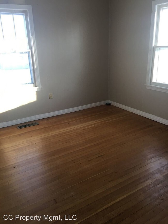 Building Photo - 3 br, 1 bath House - 1116 Haines Ave.
