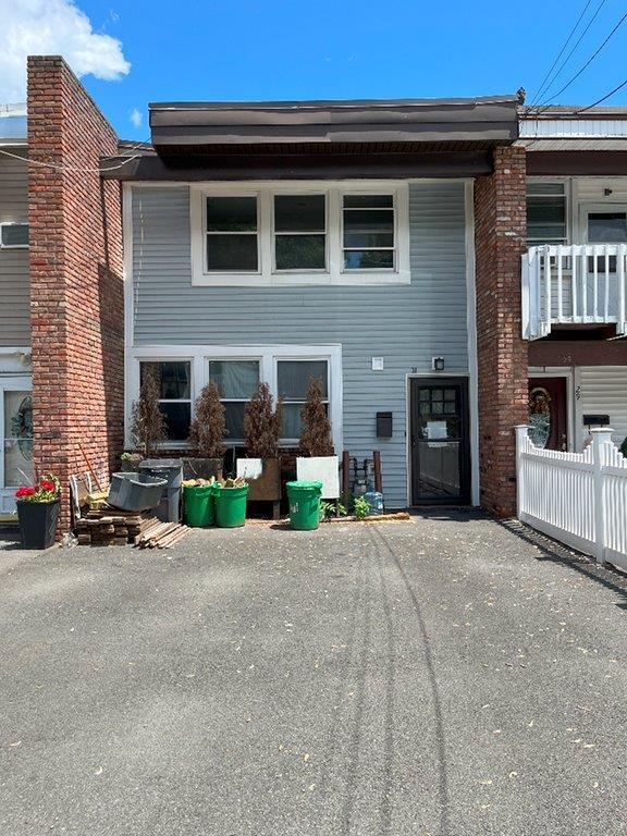 31 Coolidge St, Haverstraw, NY 10927 Townhome Rentals in Haverstraw
