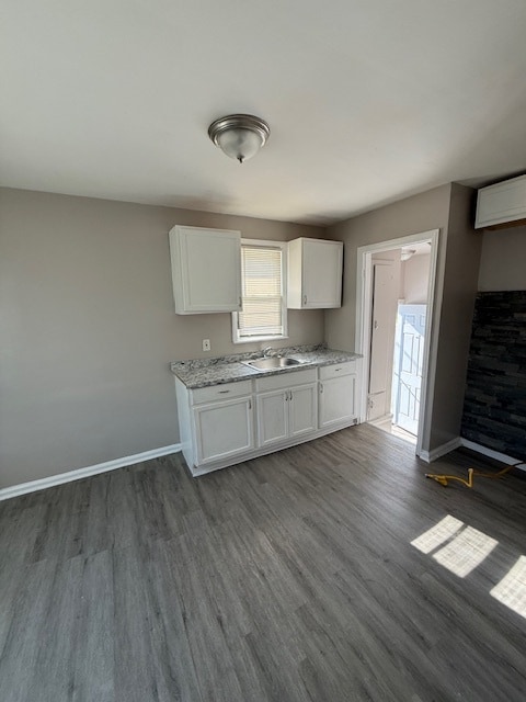 Building Photo - 18403 Conley St