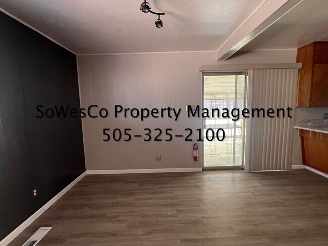 Foto del edificio - Beautiful 3 Bedroom 2 Bath home, with lots of upgrades