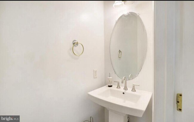 Foto del edificio - 7506 Cailen Ct