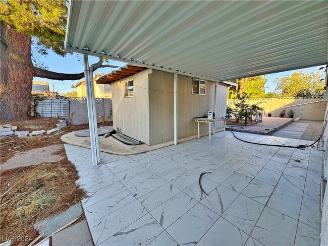 Building Photo - 6388 Mockingbird Ln