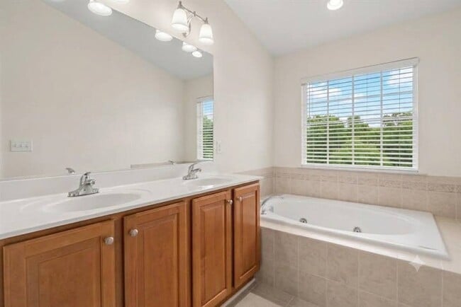 Photo - 1056 Pipistrelle Ct (Odenton, MD) Townhome