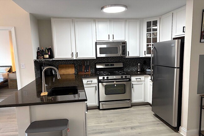 Foto del edificio - 4315 Park Ave