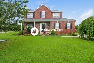 Building Photo - 1121 Matheus Dr