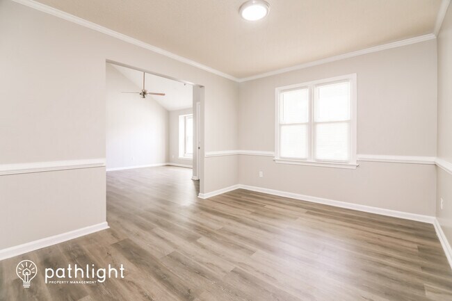 Foto del edificio - 3216 Winterberry Ct