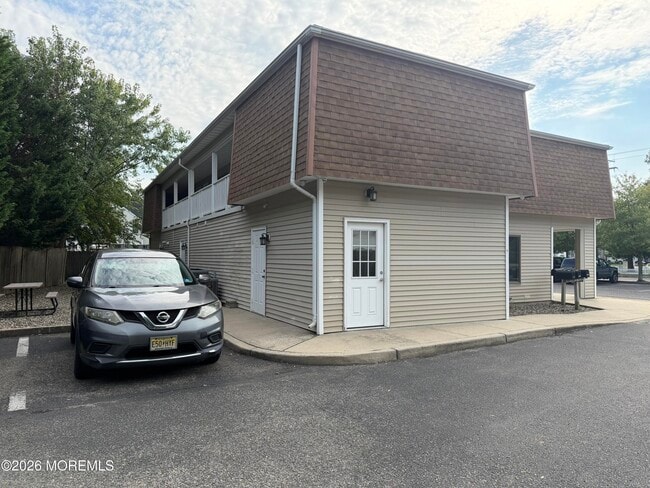 Building Photo - 1508 Beaver Dam Rd