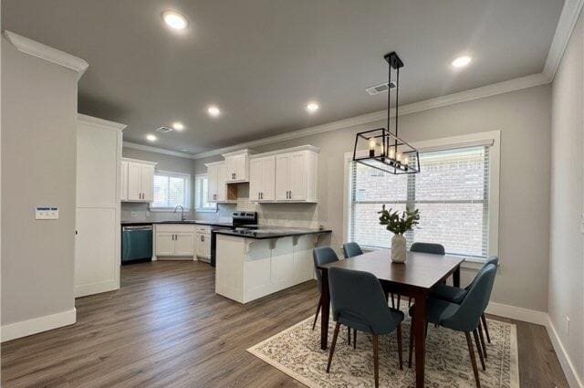 Building Photo - 3309 SW Stoneway Ave