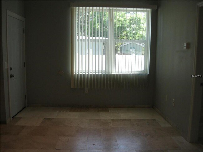 Foto del edificio - 2009 Cocoanut Ave