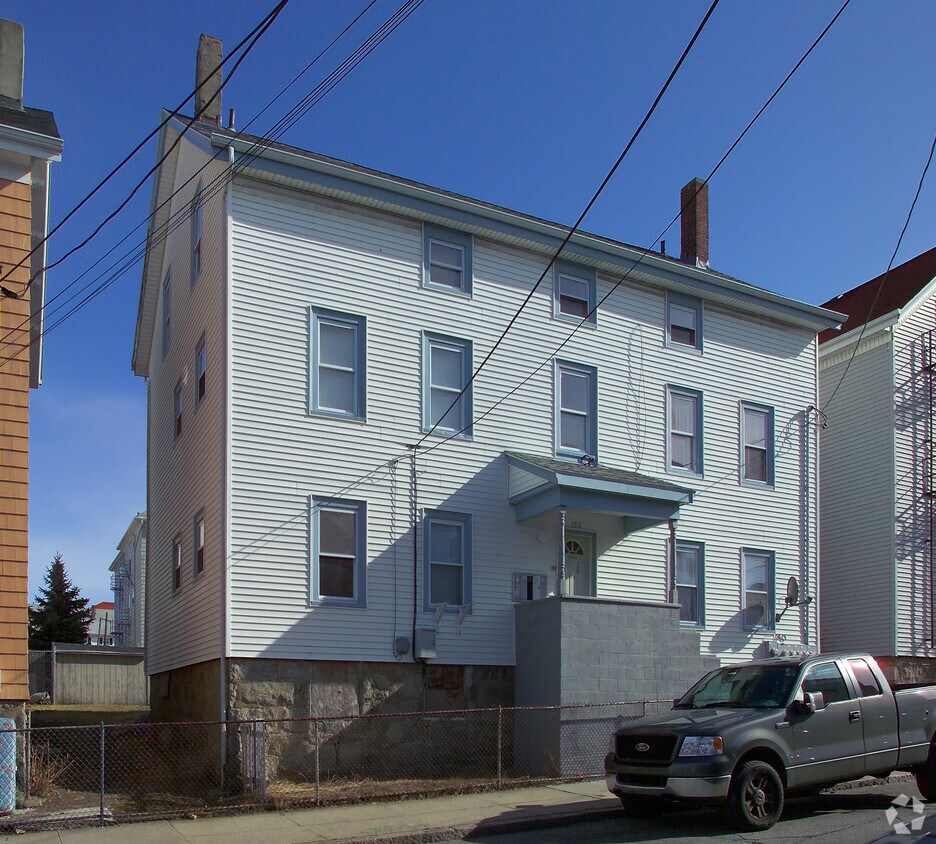 Primary Photo - 152 Fountain St