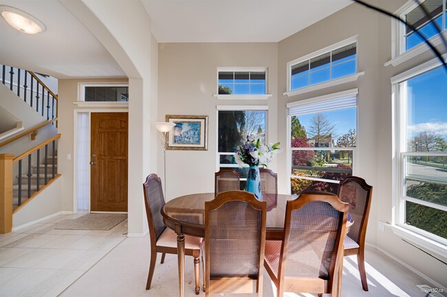 Building Photo - 15638 33 Av